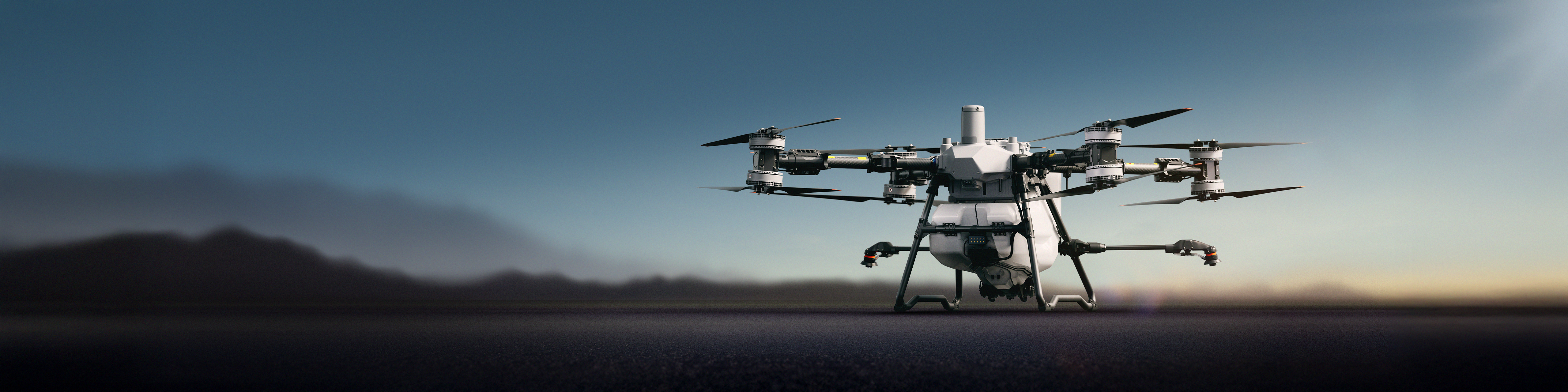 Dron DJI Agras T100 podczas pracy nad kukurydzą